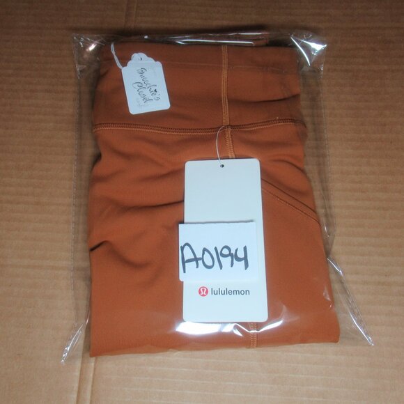 NWT Lululemon Invigorate HR Tight 25” Dark Terracotta | Size 6 - Picture 12 of 12